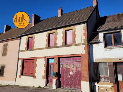 Maison de village - 95 m² - 5 pièces