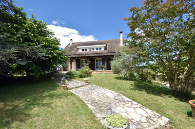 Maison - 178 m² - 6 pièces