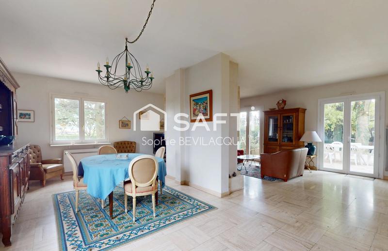 Maison - 191 m² - 7 pièces