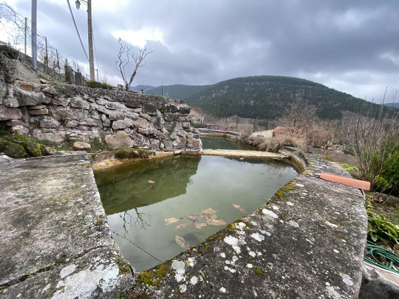 Maison - 301 m² - 11 pièces