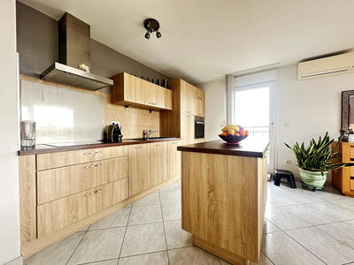 Appartement - 118 m² - 6 pièces