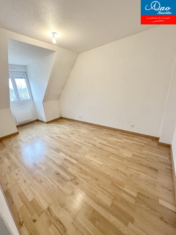 Maison - 83 m² - 5 pièces