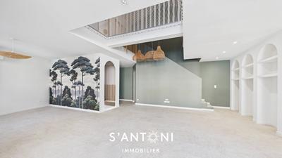 Maison - 150 m² - 5 pièces