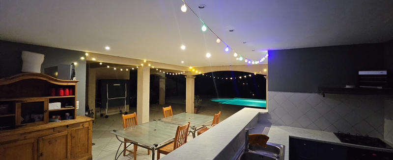 Maison - 219 m² - 7 pièces