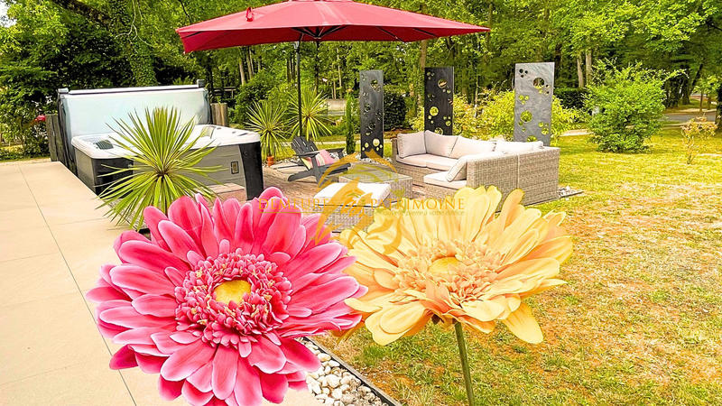 Maison traditionnelle - 175 m² - 5 pièces