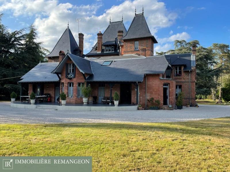 Demeure - 460 m² - 10 pièces