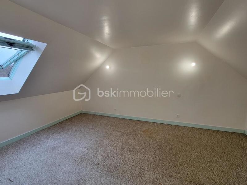 Maison en pierre - 137 m² - 7 pièces