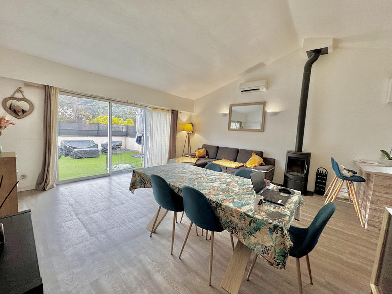 Appartement - 82 m² - 3 pièces