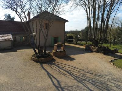 Maison - 205 m² - 7 pièces