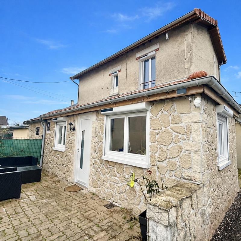 Maison traditionnelle - 85 m² - 4 pièces