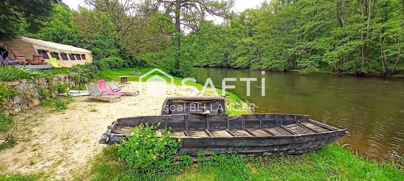 Maison - 392 m² - 14 pièces