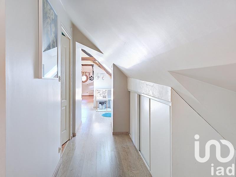 Maison - 197 m² - 7 pièces