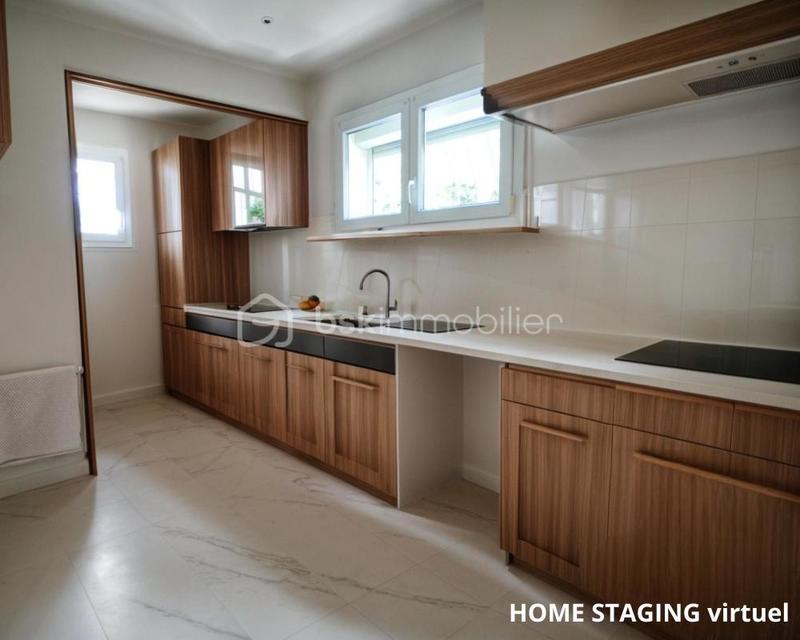 Maison traditionnelle - 85 m² - 4 pièces