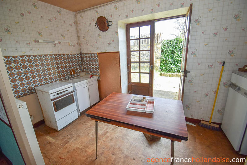 Propriété - 180 m² - 9 pièces