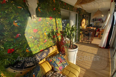 Appartement - 65 m² - 2 pièces