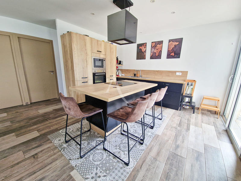 Maison - 125 m² - 5 pièces