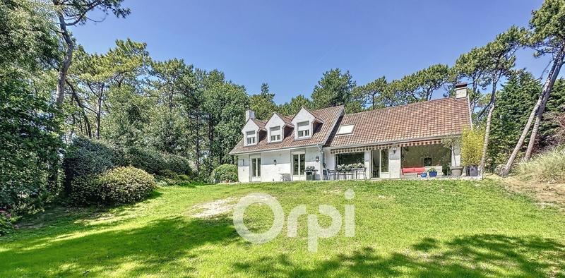 Villa - 270 m² - 8 pièces