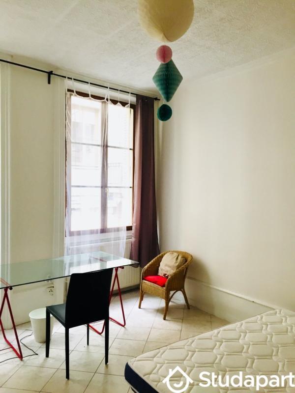 Chambre - 12 m² - 1 pièce