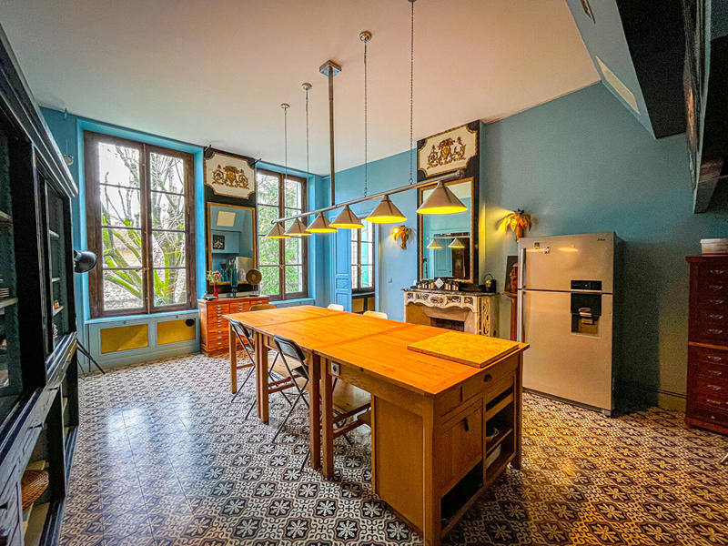 Hôtel particulier - 967 m² - 30 pièces