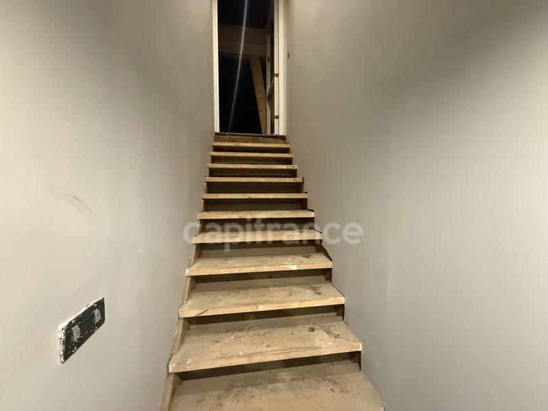 Bureau - 300 m² - 3 pièces