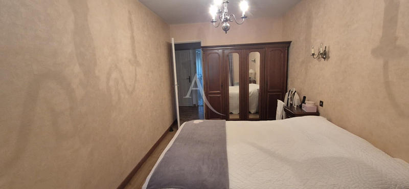 Maison - 87 m² - 4 pièces