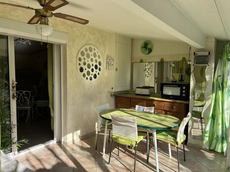 Propriété - 100 m² - 7 pièces