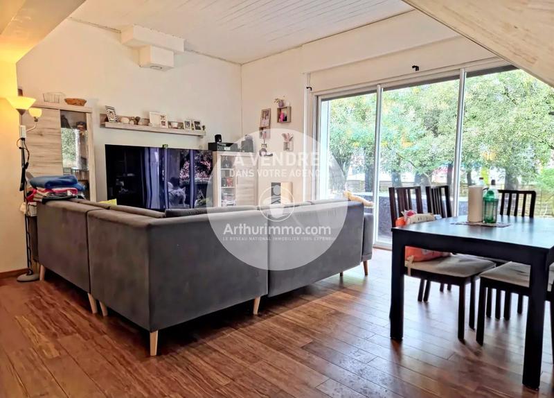 Maison - 170 m² - 6 pièces