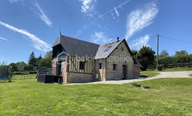 Maison - 98 m² - 5 pièces