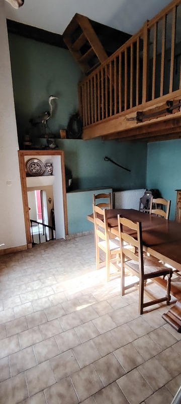 Maison de village - 246 m² - 12 pièces