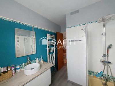 Maison - 169 m² - 6 pièces