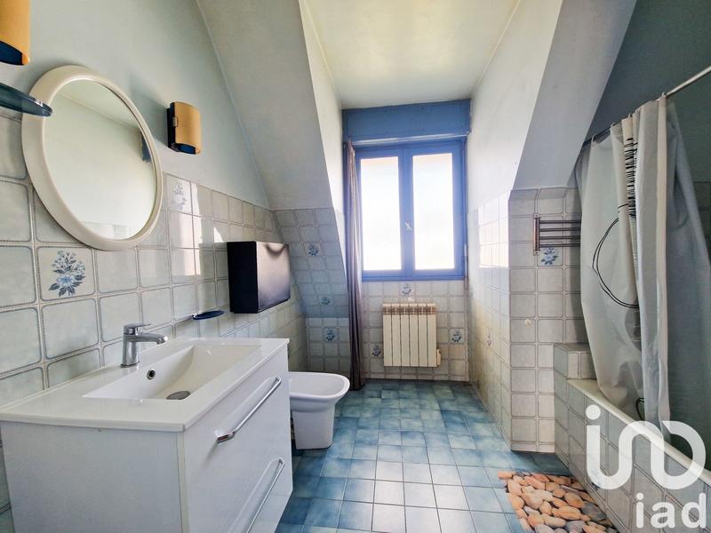 Maison - 98 m² - 5 pièces