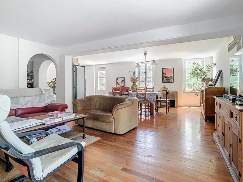 Maison de village - 179 m² - 6 pièces