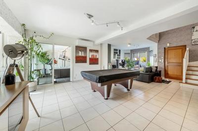 Maison - 186 m² - 7 pièces