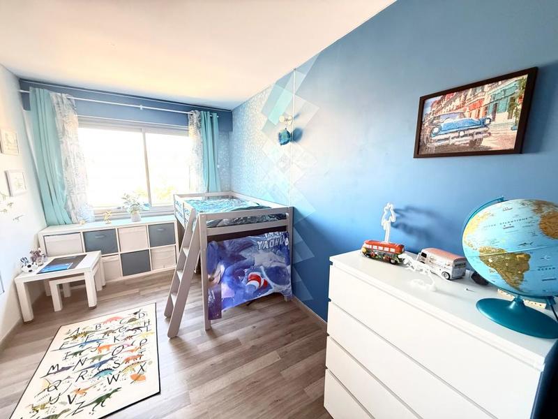 Appartement - 102 m² - 4 pièces