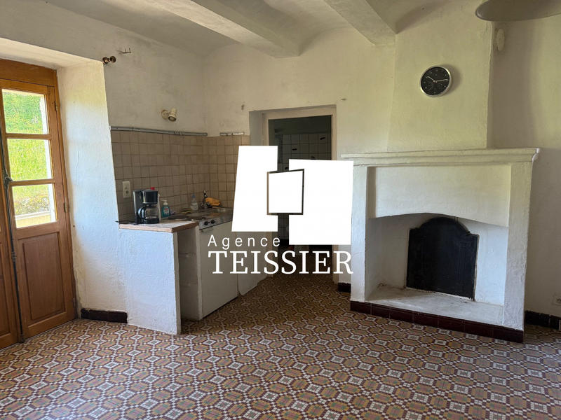 Maison - 216 m² - 12 pièces