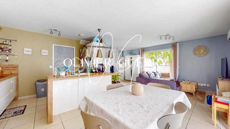 Maison - 87 m² - 4 pièces