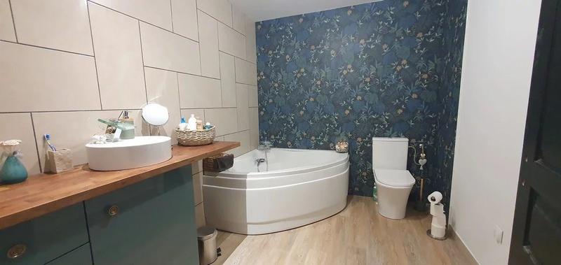 Maison traditionnelle - 176 m² - 4 pièces