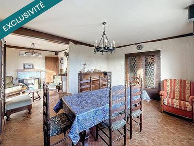 Maison - 93 m² - 4 pièces