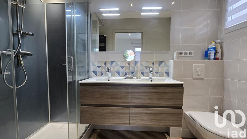 Maison - 249 m² - 10 pièces