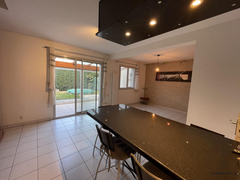 Appartement - 74 m² - 4 pièces