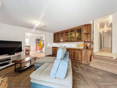 Maison - 120 m² - 6 pièces