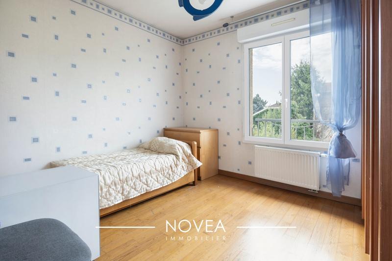 Villa - 137 m² - 6 pièces