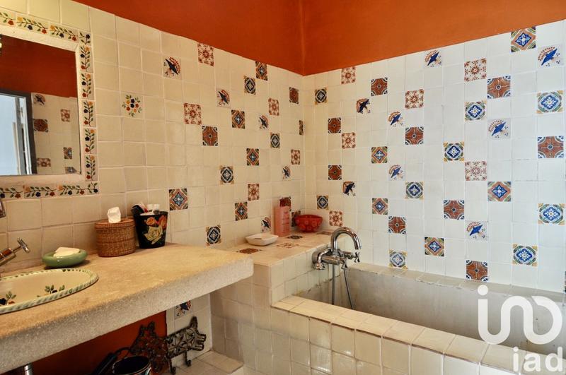 Maison - 445 m² - 14 pièces