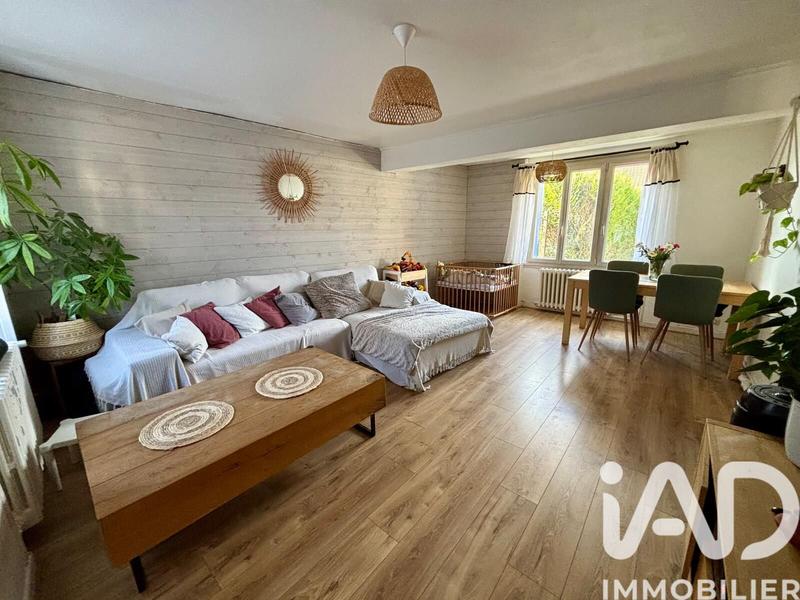 Maison - 110 m² - 5 pièces