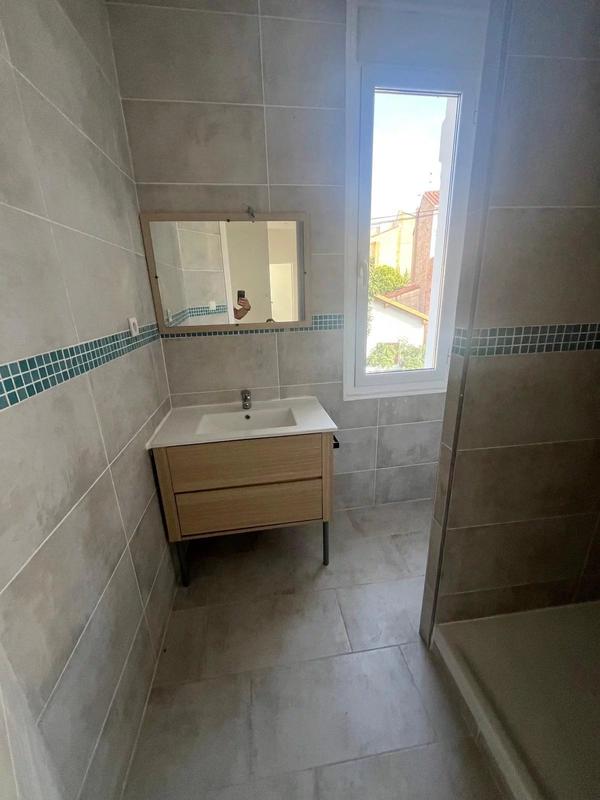 Immeuble - 109 m² - 6 pièces