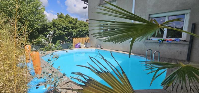 Maison en pierre - 210 m² - 7 pièces