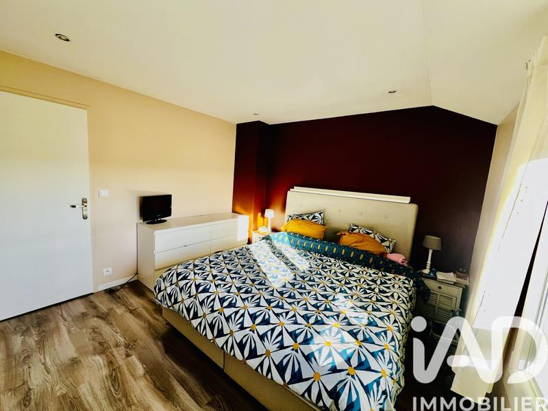 Maison - 99 m² - 5 pièces