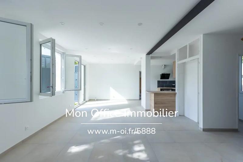 Maison - 110 m² - 4 pièces