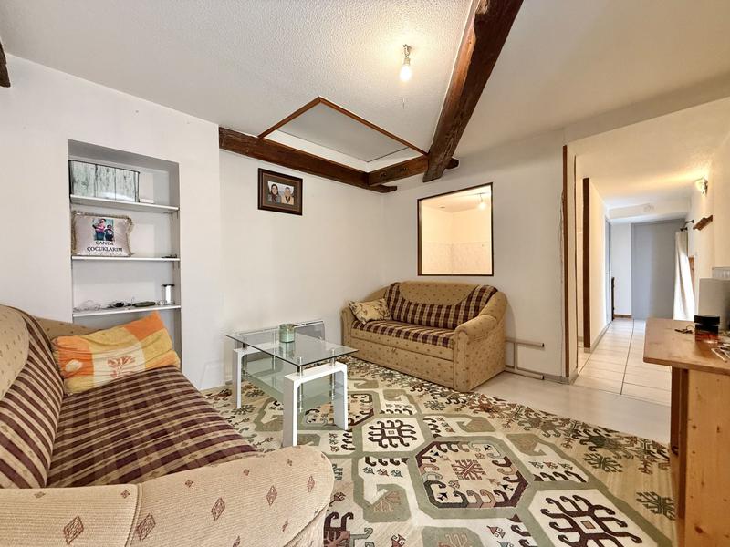 Maison - 101 m² - 6 pièces