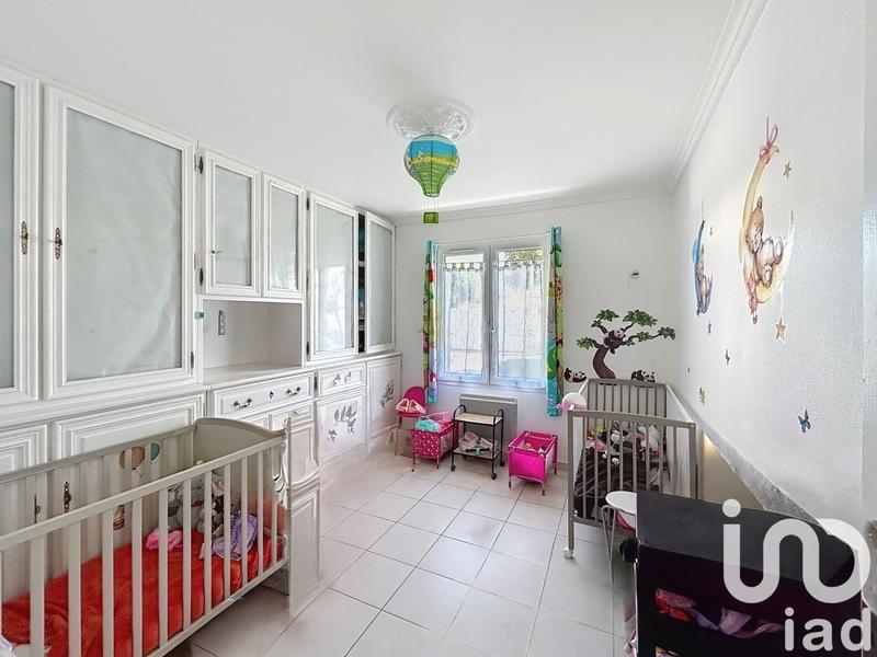 Maison - 185 m² - 5 pièces